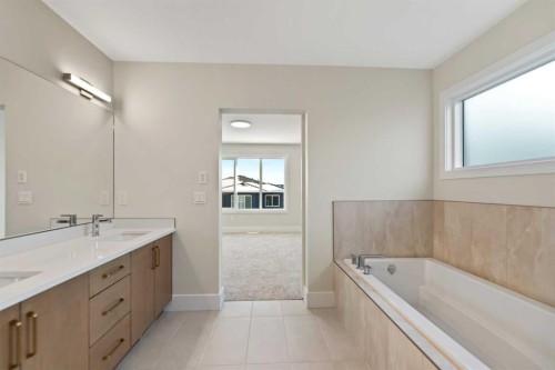 185 South Shore View, Chestermere, AB - Indoor Photo Showing Bathroom
