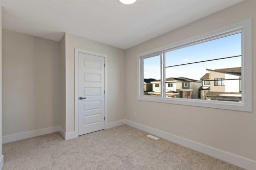 185 South Shore View, Chestermere, AB - Indoor Photo Showing Other Room