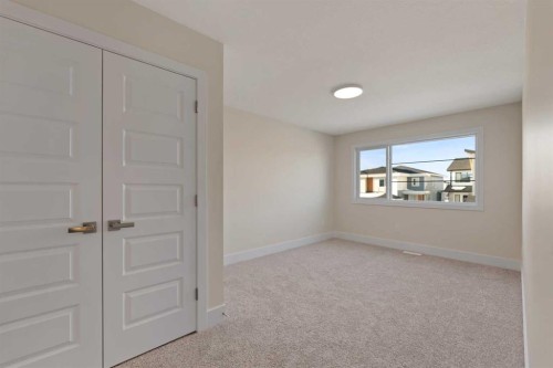 185 South Shore View, Chestermere, AB - Indoor Photo Showing Other Room