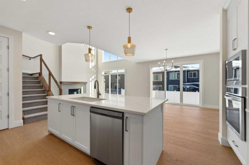 185 South Shore View, Chestermere, AB - Indoor Photo Showing Kitchen With Upgraded Kitchen