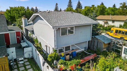 16 Tararidge Drive Ne, Calgary, AB - Outdoor With Exterior