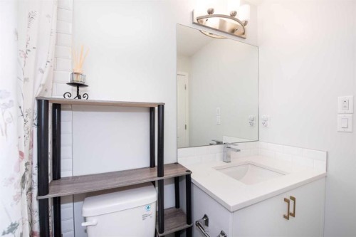 2303-220 Seton Grove Se, Calgary, AB - Indoor Photo Showing Bathroom