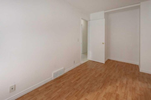 27 Castleglen Road Ne, Calgary, AB - Indoor Photo Showing Other Room