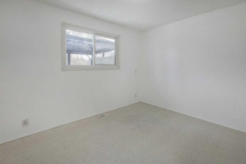 27 Castleglen Road Ne, Calgary, AB - Indoor Photo Showing Other Room