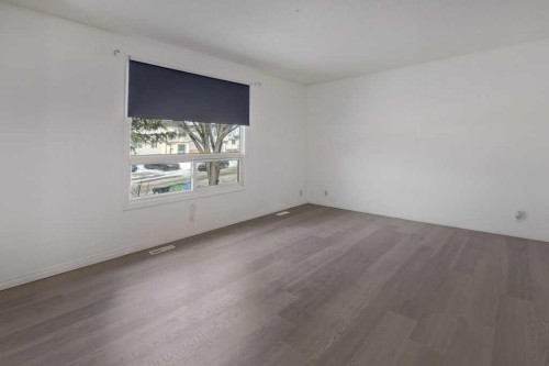 27 Castleglen Road Ne, Calgary, AB - Indoor Photo Showing Other Room