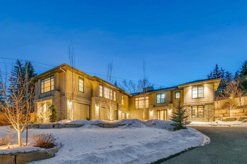 215 Patton Court Sw, Calgary, AB - Outdoor