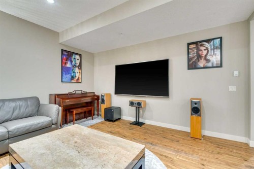 215 Patton Court Sw, Calgary, AB - Indoor Photo Showing Living Room
