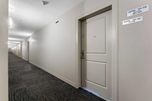 312-117 Copperpond Common Se, Calgary, AB - Indoor Photo Showing Other Room