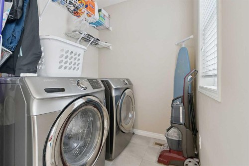352 Skyview Shores Manor Ne, Calgary, AB - Indoor Photo Showing Laundry Room