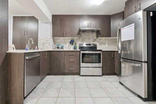 352 Skyview Shores Manor Ne, Calgary, AB - Indoor Photo Showing Kitchen