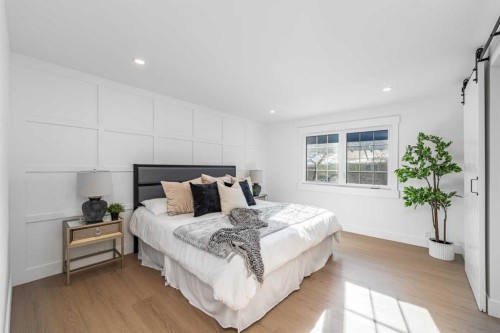 357 Point Mckay Gardens Nw, Calgary, AB - Indoor Photo Showing Bedroom