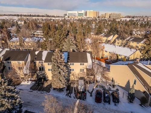 357 Point Mckay Gardens Nw, Calgary, AB - Outdoor With View