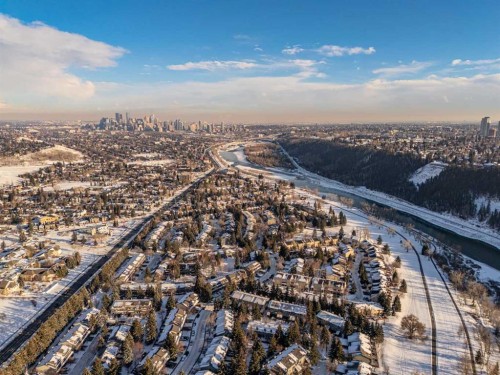 357 Point Mckay Gardens Nw, Calgary, AB - Outdoor With View