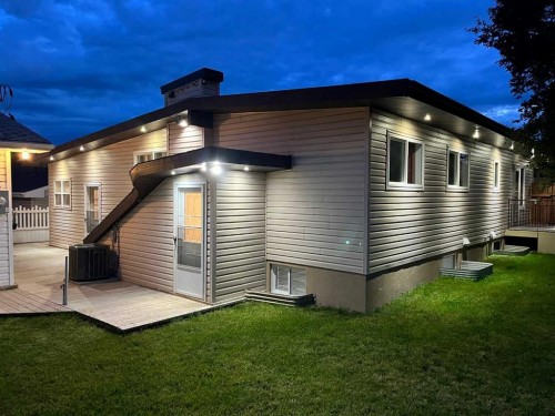 5808 Dalton Drive Nw, Calgary, AB - Outdoor With Exterior