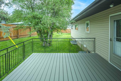 5808 Dalton Drive Nw, Calgary, AB - Outdoor With Deck Patio Veranda