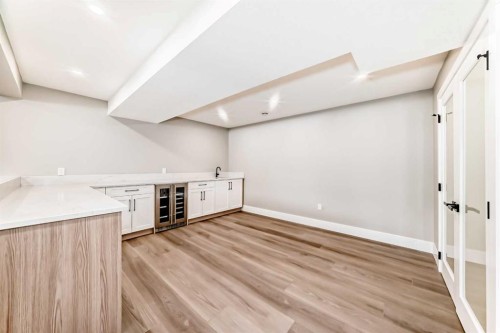 7 Lake Sundance Place Se, Calgary, AB - Indoor