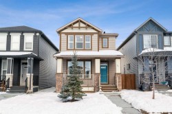 81 Legacy Glen Green SE Calgary, AB T2X 4G6
