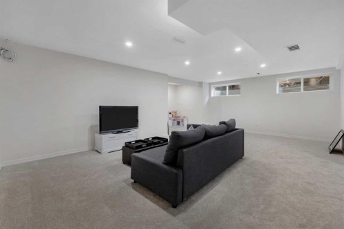 29 Sunset Close, Cochrane, AB - Indoor Photo Showing Basement