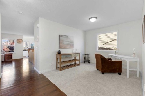 29 Sunset Close, Cochrane, AB - Indoor