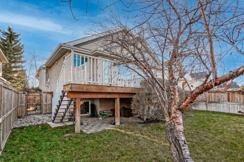 150 Somerset Close Sw, Calgary, AB - Outdoor