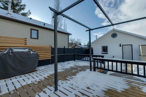 22 Hunterhorn Crescent Ne, Calgary, AB - Outdoor With Deck Patio Veranda With Exterior