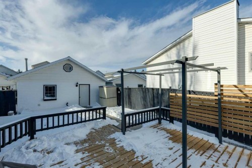 22 Hunterhorn Crescent Ne, Calgary, AB - Outdoor With Deck Patio Veranda With Exterior