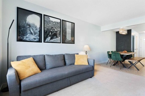 90 Pantego Lane Nw, Calgary, AB - Indoor Photo Showing Living Room