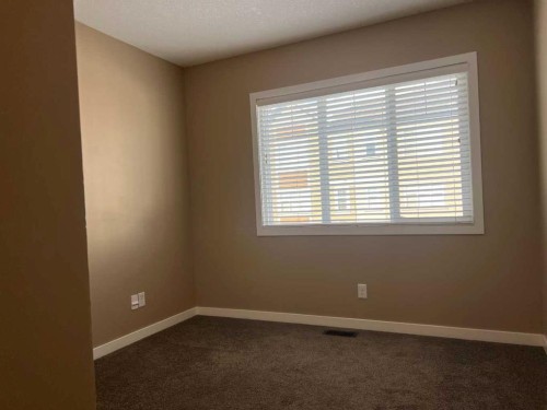 93 Copperstone Common Se, Calgary, AB - Indoor Photo Showing Other Room