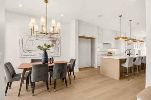 2535 2 Avenue Nw, Calgary, AB - Indoor Photo Showing Other Room