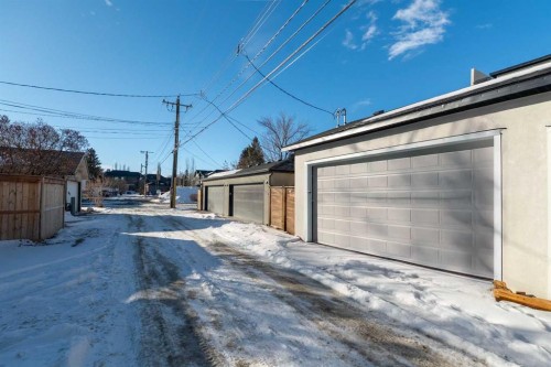 2535 2 Avenue Nw, Calgary, AB - Outdoor