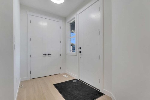 569 Muirfield Crescent, Lyalta, AB - Indoor Photo Showing Other Room