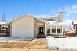 35 Parkwood Crescent Strathmore, AB T1P 1H5