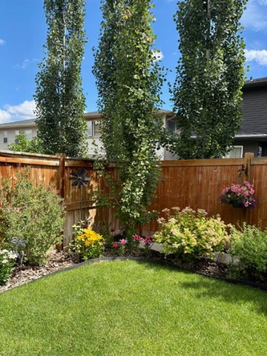 54 Crestbrook Drive Sw, Calgary, AB - Outdoor