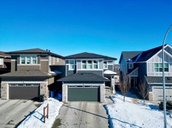 52 Tuscany Valley Grove NW Calgary, AB T3L 0E3