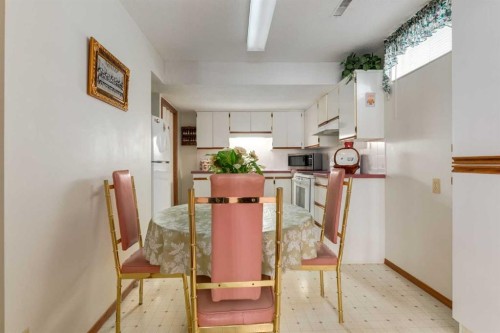 180 Edgevalley Circle Nw, Calgary, AB - Indoor