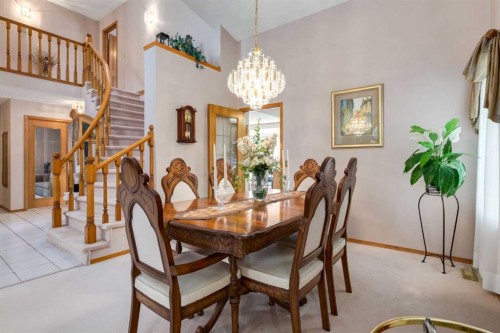 180 Edgevalley Circle Nw, Calgary, AB - Indoor Photo Showing Dining Room