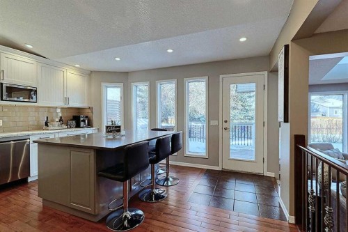 617 Sunmills Drive Se, Calgary, AB - Indoor Photo Showing Kitchen