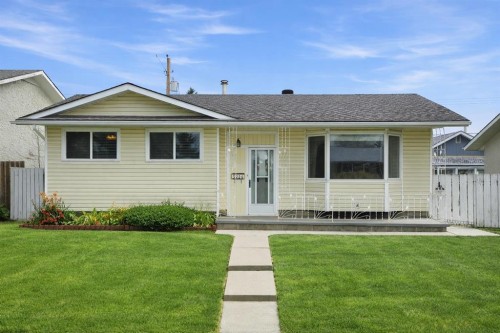 5224 5 Avenue Se, Calgary, AB - Outdoor