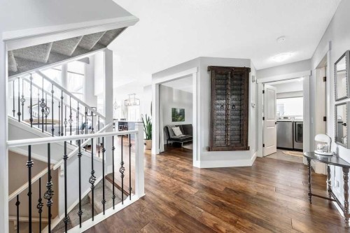 95 Cranleigh Gardens Se, Calgary, AB - Indoor Photo Showing Other Room