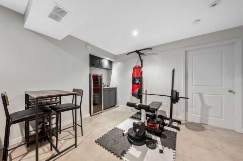 95 Cranleigh Gardens Se, Calgary, AB - Indoor