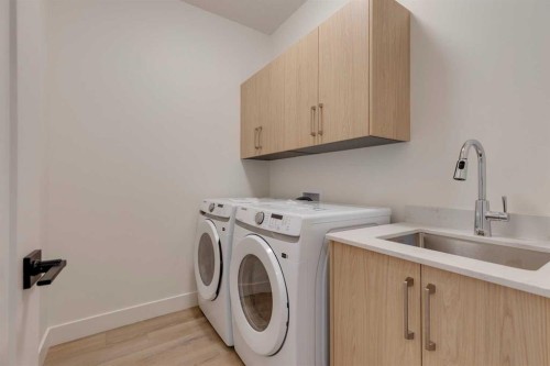 2124 7 Street Nw, Calgary, AB - Indoor Photo Showing Laundry Room