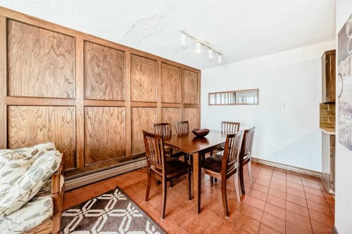 201-512 Cedar Crescent Sw, Calgary, AB - Indoor Photo Showing Dining Room