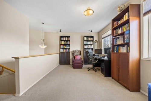 83 Cougarstone Way Sw, Calgary, AB - Indoor