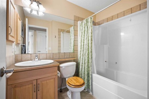83 Cougarstone Way Sw, Calgary, AB - Indoor Photo Showing Bathroom