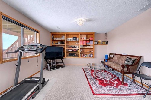 433 Coral Springs Place Ne, Calgary, AB - Indoor