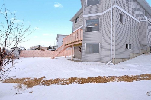 433 Coral Springs Place Ne, Calgary, AB - Outdoor