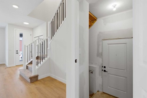 35 Belvedere Crescent Se, Calgary, AB - Indoor Photo Showing Other Room