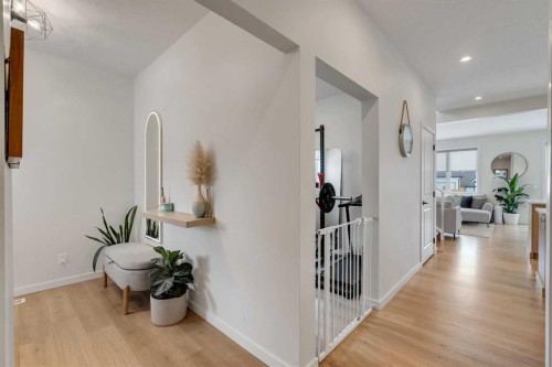 52 Sugarsnap Way Se, Calgary, AB - Indoor Photo Showing Other Room