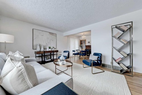 13 Hawthorne Crescent Nw, Calgary, AB - Indoor Photo Showing Living Room