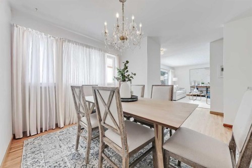 13 Hawthorne Crescent Nw, Calgary, AB - Indoor Photo Showing Dining Room